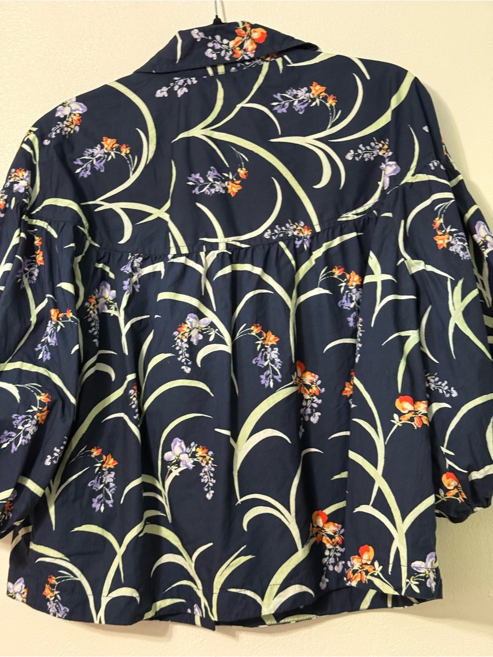 Anthropologie Maeve The Zooey Bubble-Sleeve floral Blouse navy button medium - Picture 5 of 7